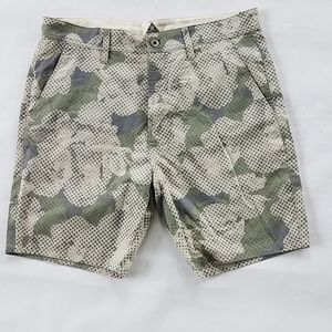 Element Deck Hybrid Shorts Sz 30 Camo